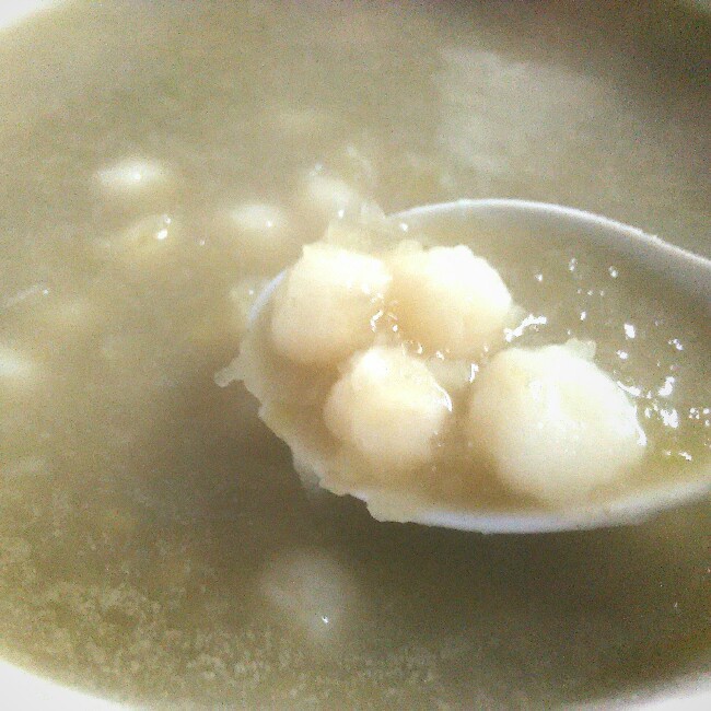 冬天喝点暖呼呼的苹果汤吧~