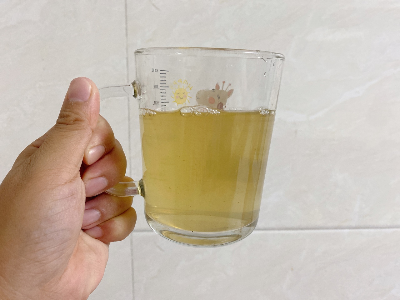 广式凉茶🍃清热下🔥茅根竹蔗水的做法 步骤4