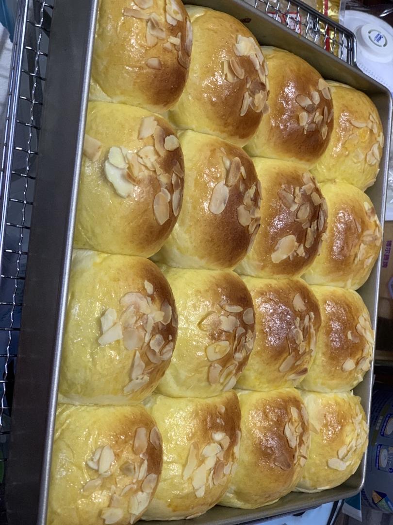 鲜奶油小餐包（一次发酵）