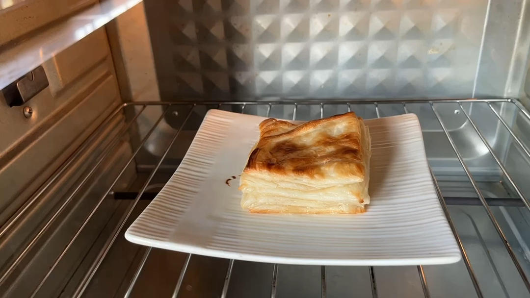 手抓饼花样吃法(四)草莓千层酥