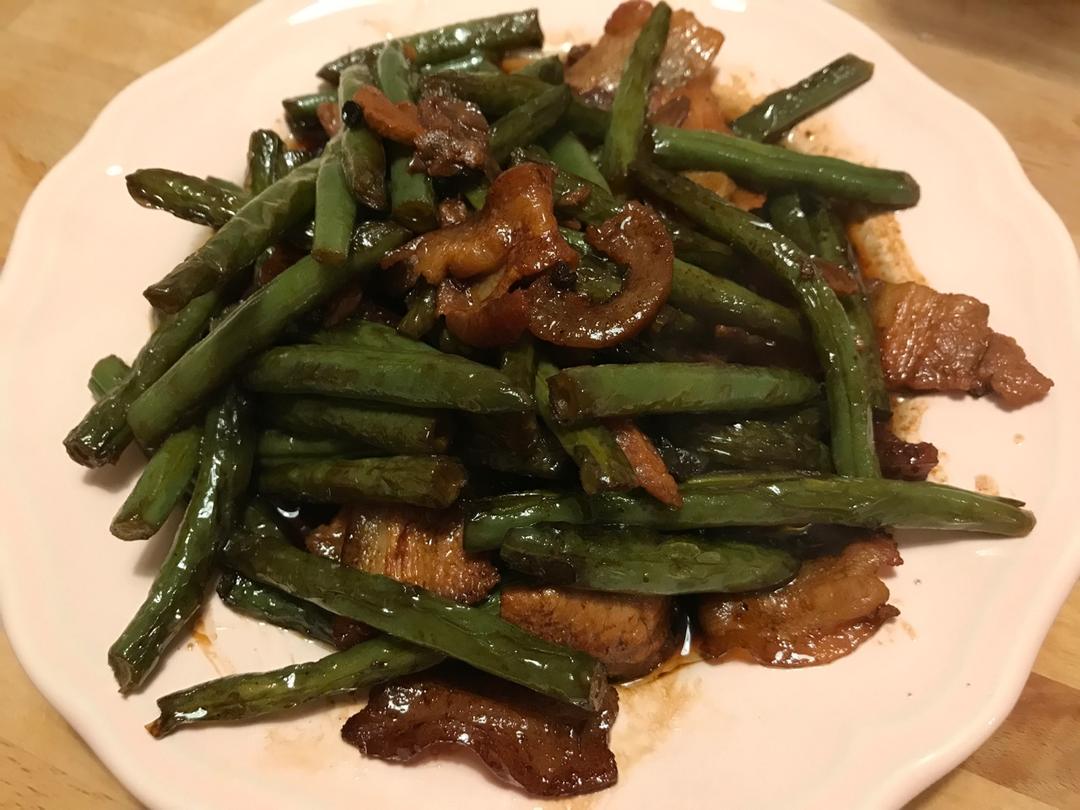东北五花肉炖豆角