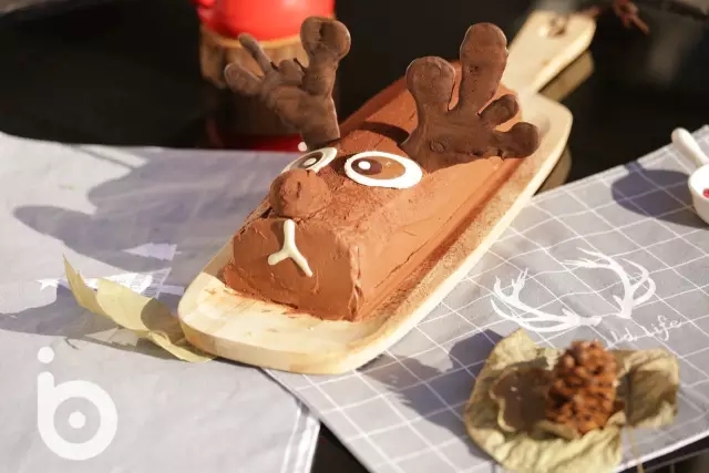【i烘焙】圣诞驯鹿蛋糕卷的做法 步骤31
