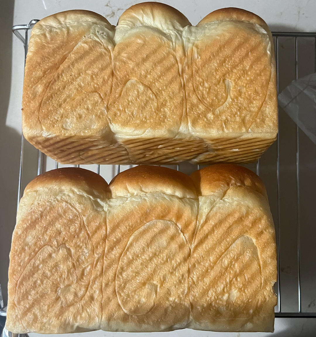 奶香纯粹的重料淡奶油吐司