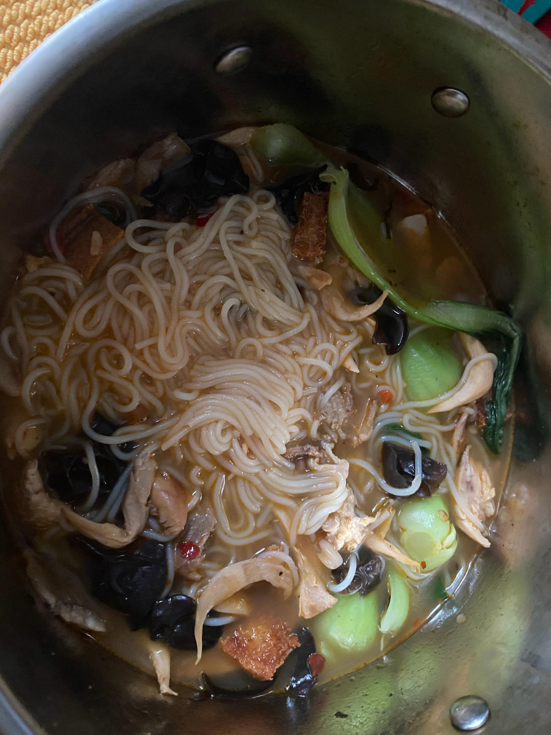 绝味私厨香菇鸡丁米线卤