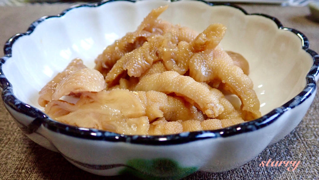 绝对不会后悔的酸辣鸡爪