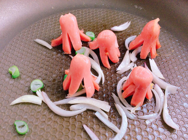 红色香肠(章鱼小香肠)