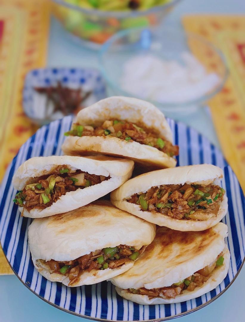腊汁肉夹馍