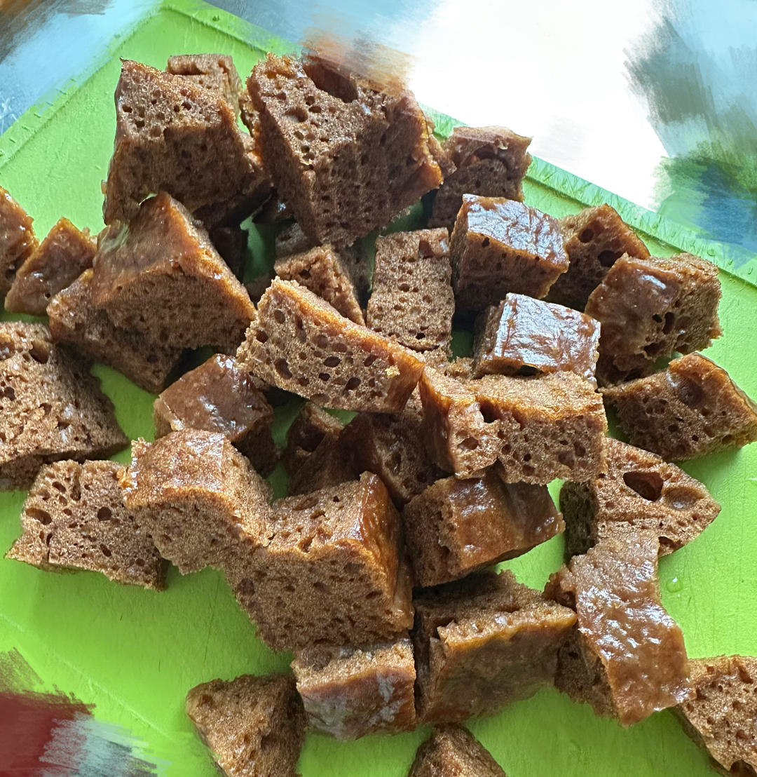 马拉糕，软糯弹韧，香甜细腻，和一般发糕不一样