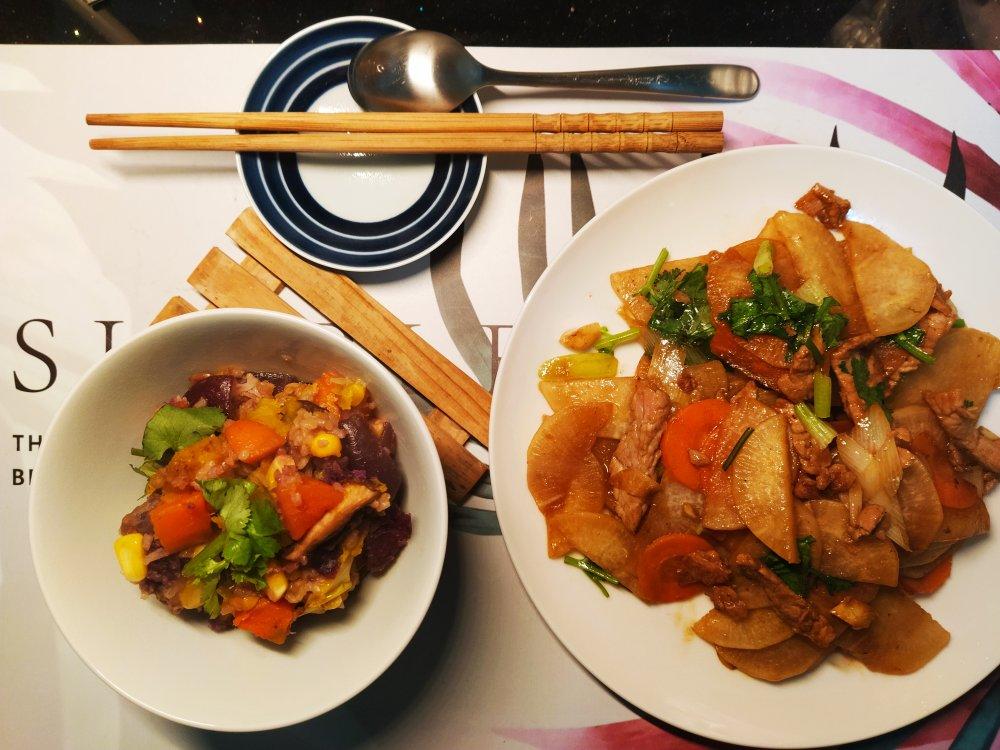 南瓜腊肠焖饭