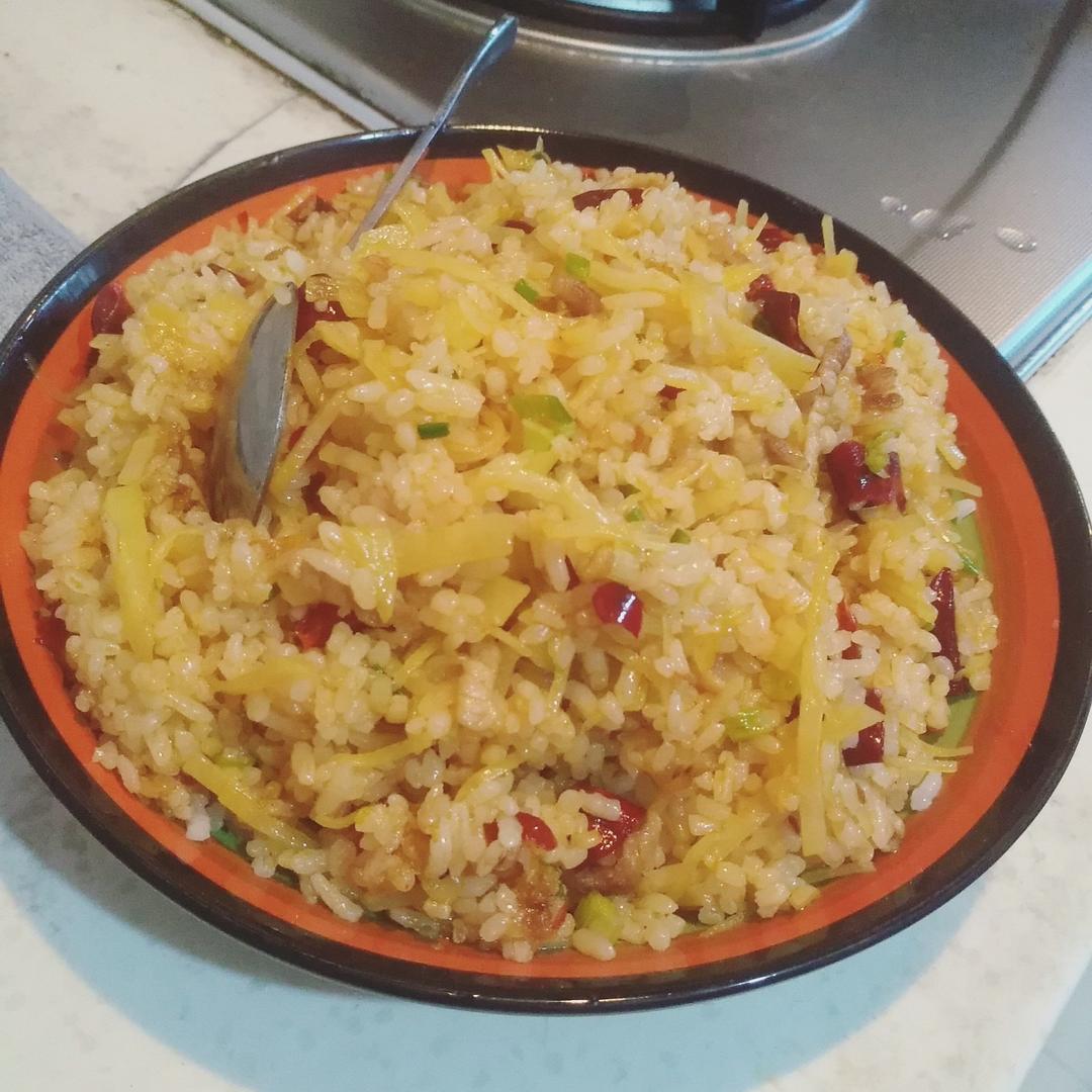 香辣土豆丝炒饭
