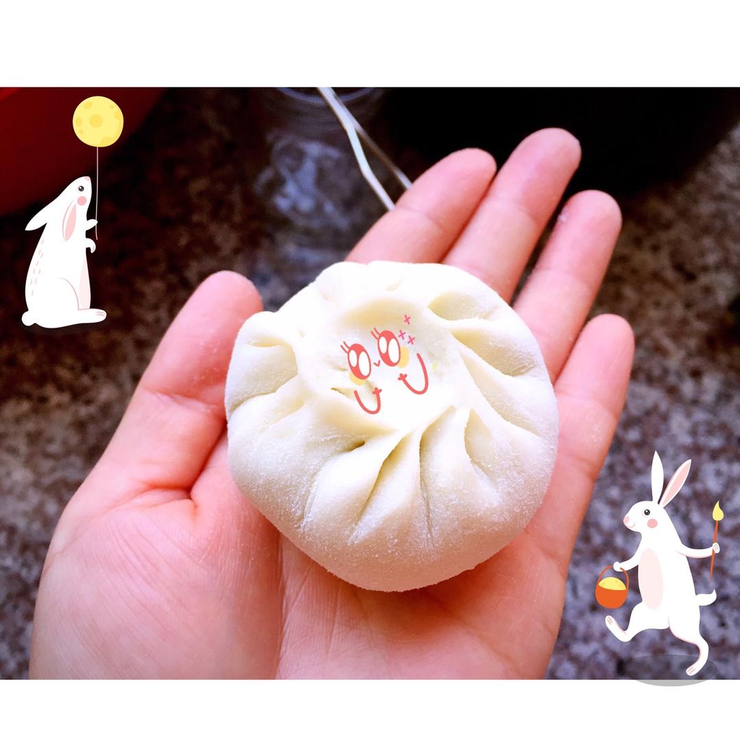 鸡蛋圆白菜素包子