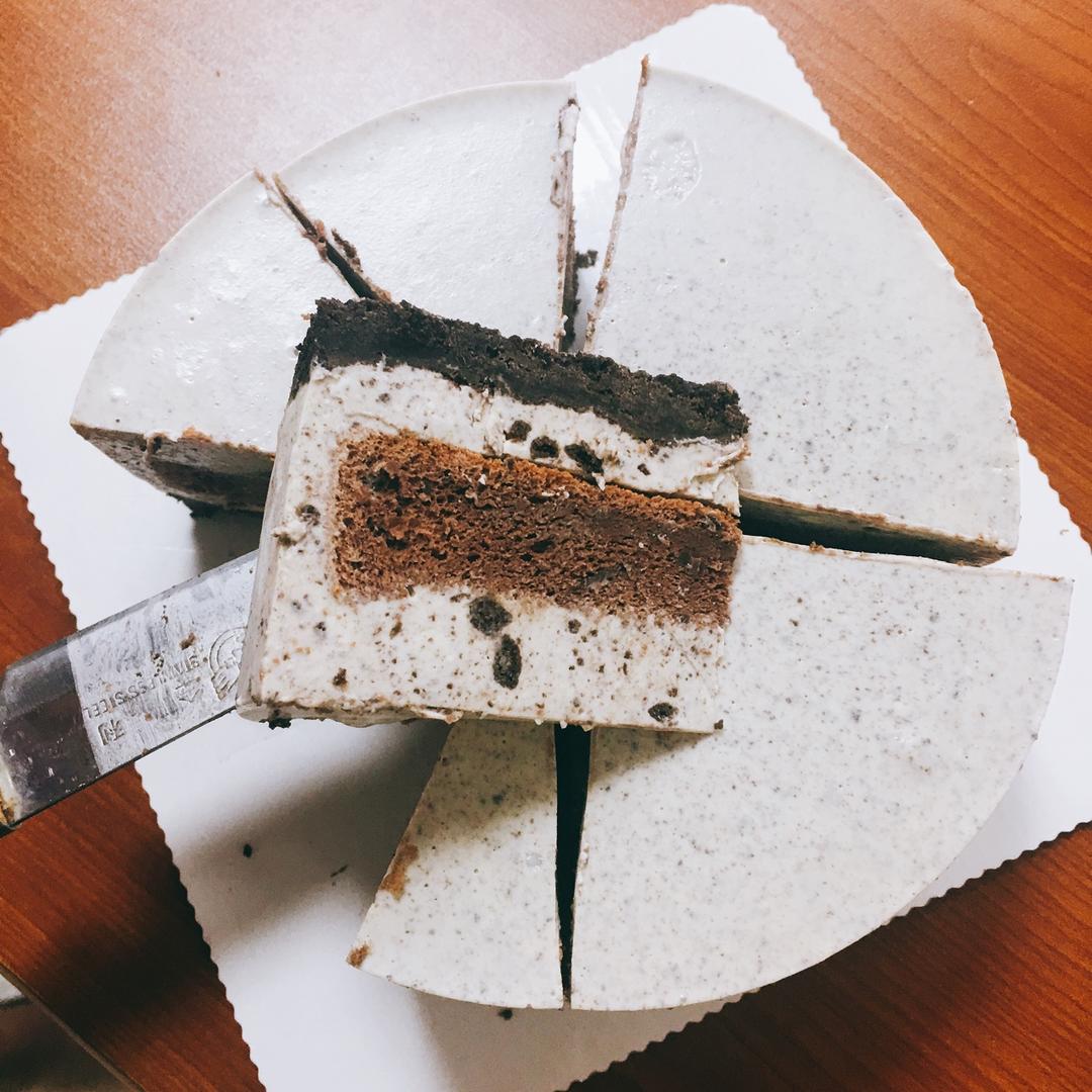 奥利奥酸奶慕斯蛋糕（8寸）