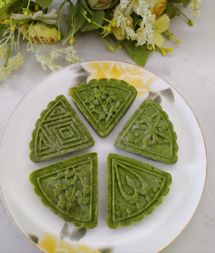 清明必吃的艾草青团