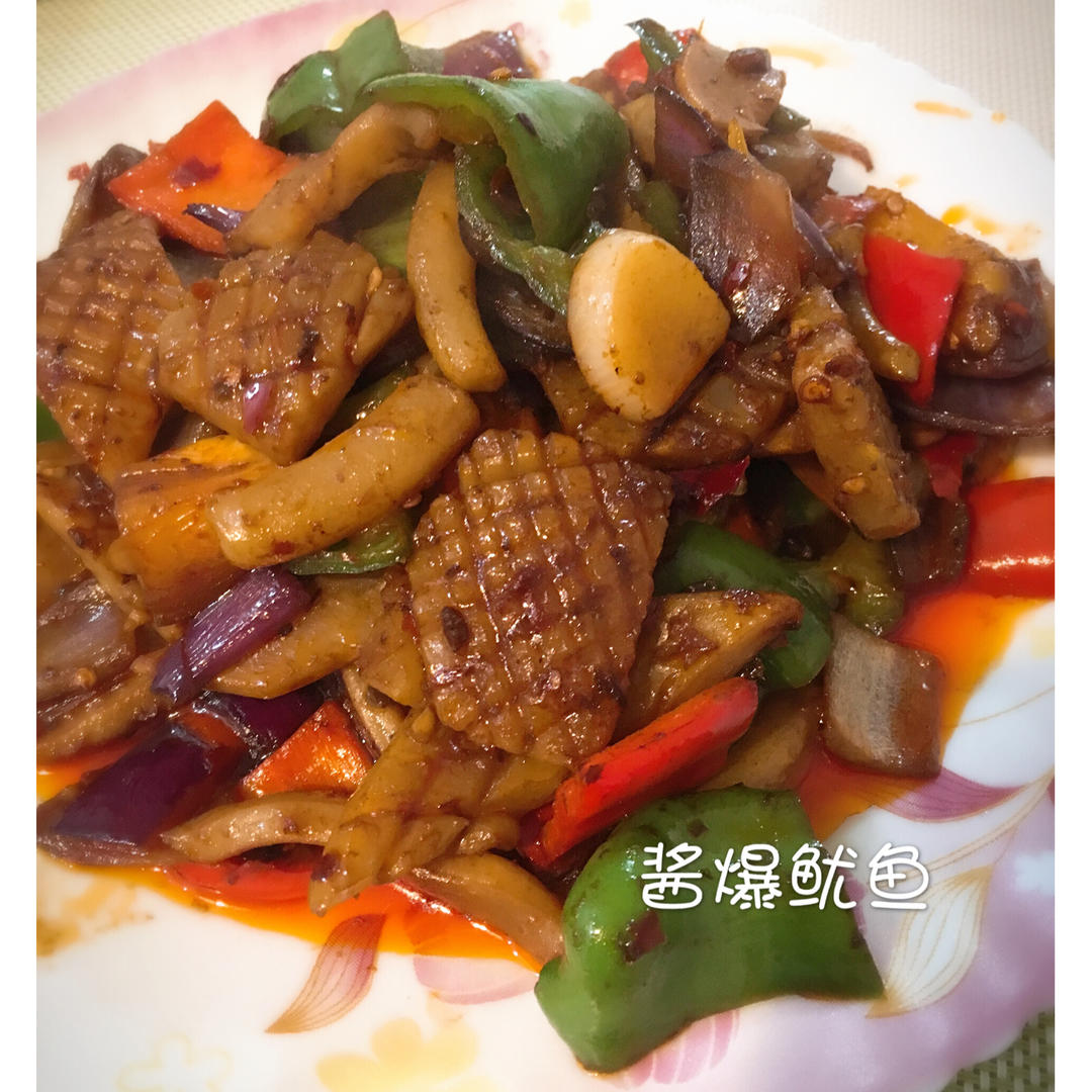 洋葱酱爆鱿鱼须