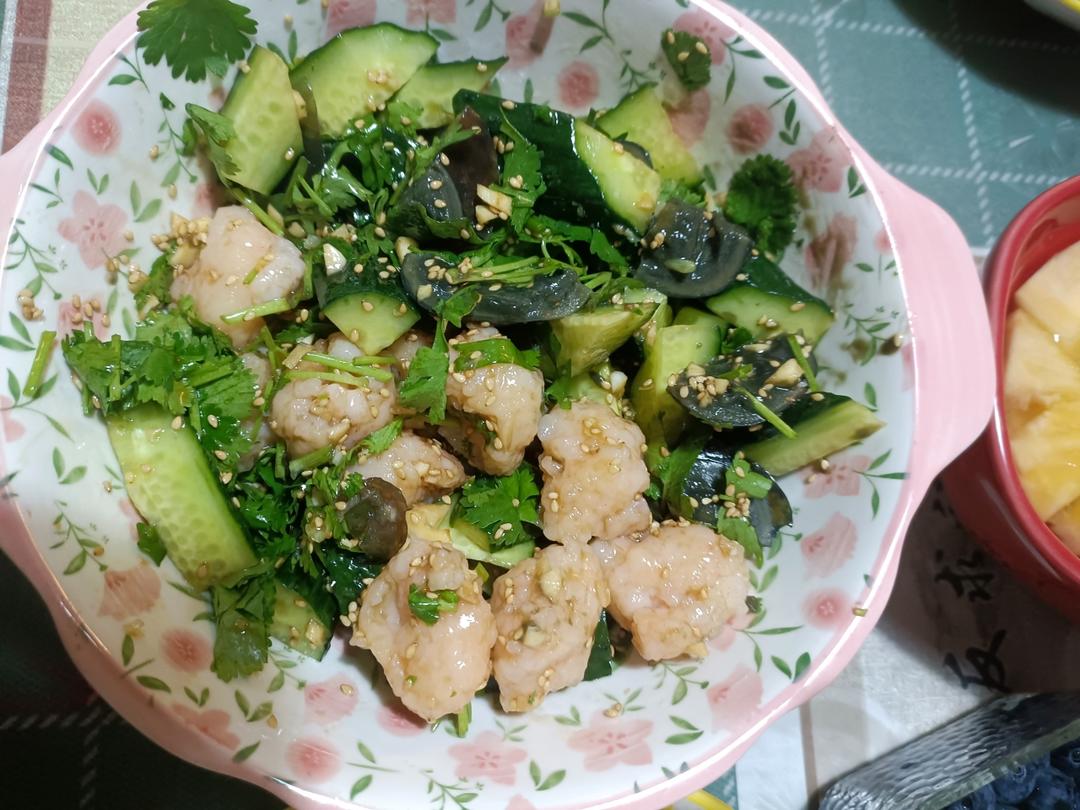 夏日开胃小凉菜“皮蛋拌黄瓜🥒”开胃减脂