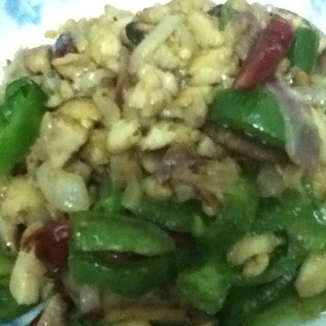 冬菇鸡丁爆青椒