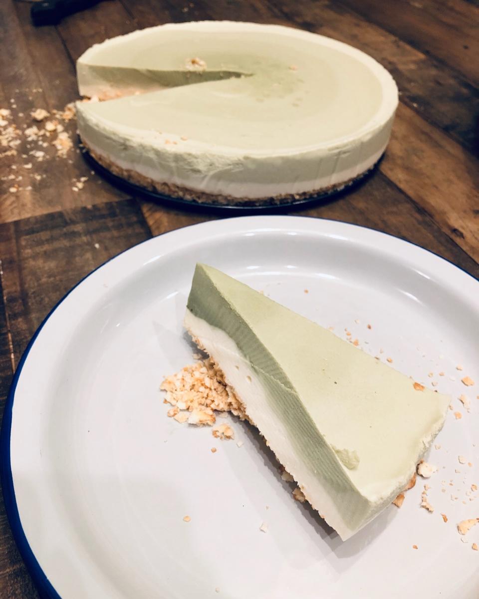 渐变抹茶慕斯蛋糕：我Amanda带着既美又作的抹茶甜点又来了！【曼食慢语】