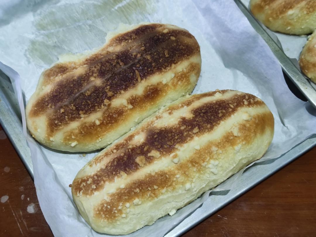 芋泥咸蛋黄软欧包