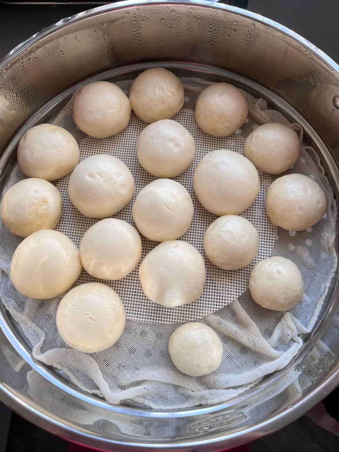 牛奶小馒头