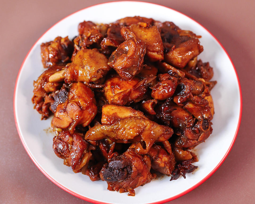 下饭酱油鸡的做法