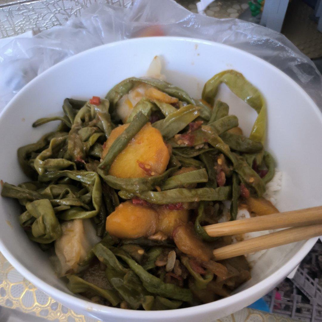 干煸豆角土豆