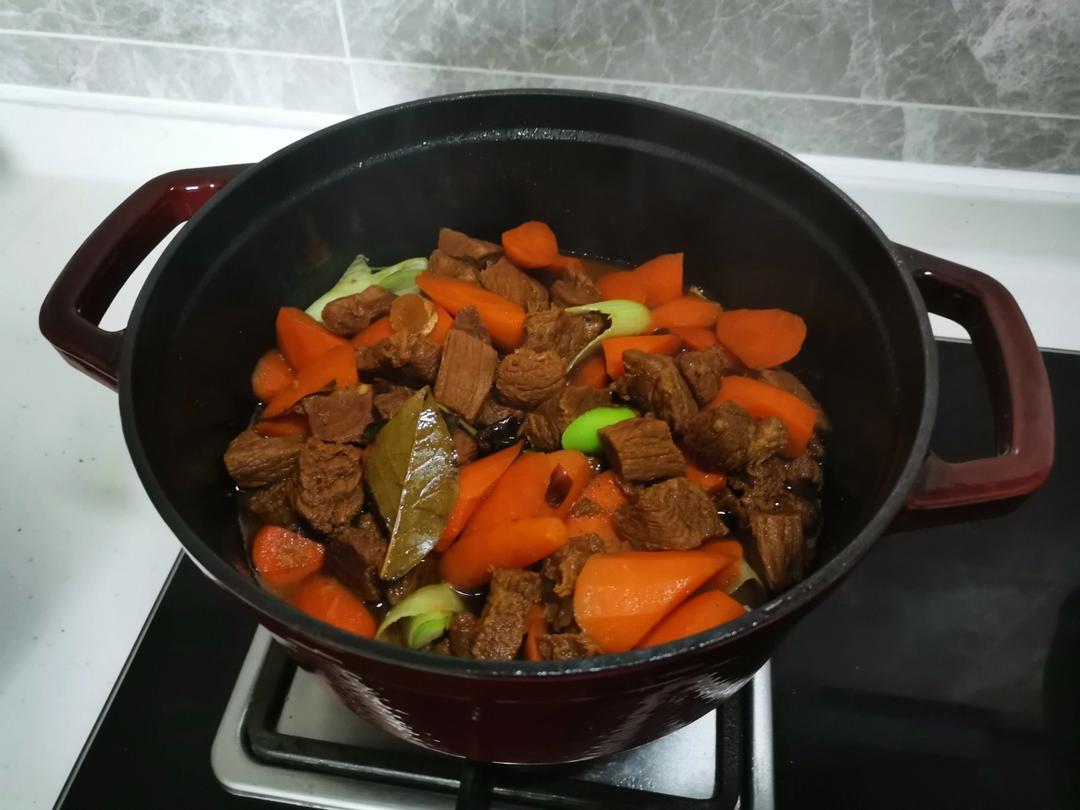 牛肉烧胡萝卜