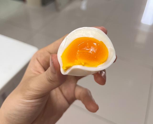 糯糯の膏状溏心蛋
