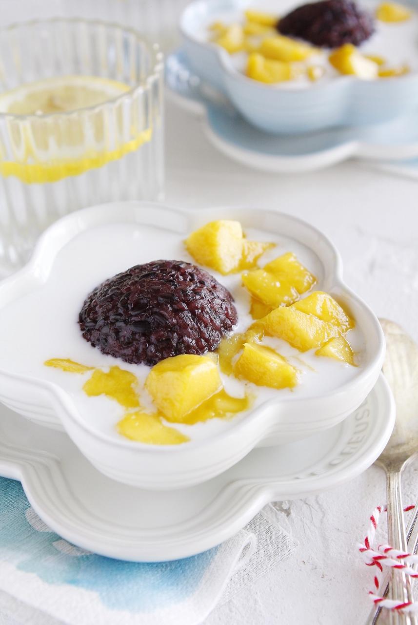 芒果黑米酸奶甜甜