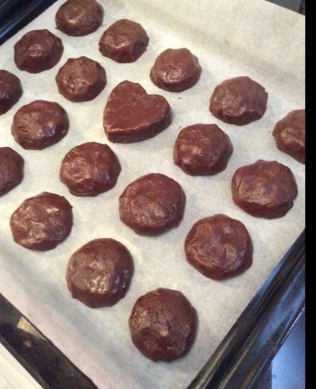 挤花毫无压力的巧克力曲奇