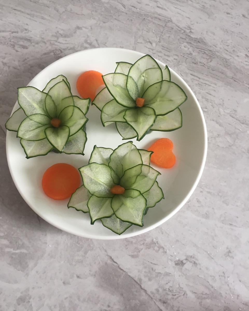 手机用户3745_eqw9做的黄瓜花