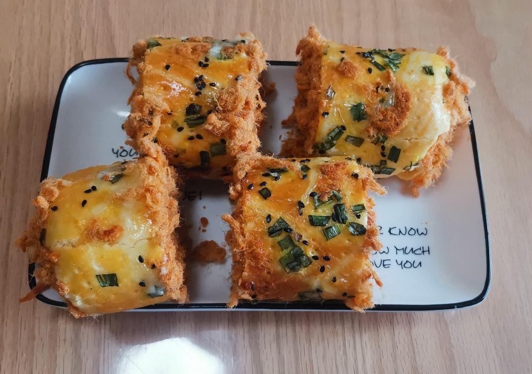 肉松面包卷