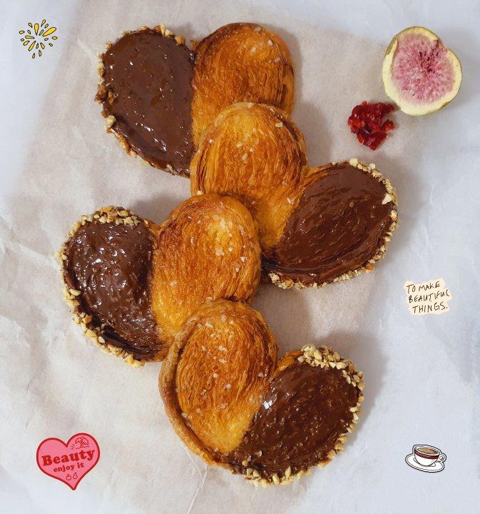 黑巧克力蝴蝶酥