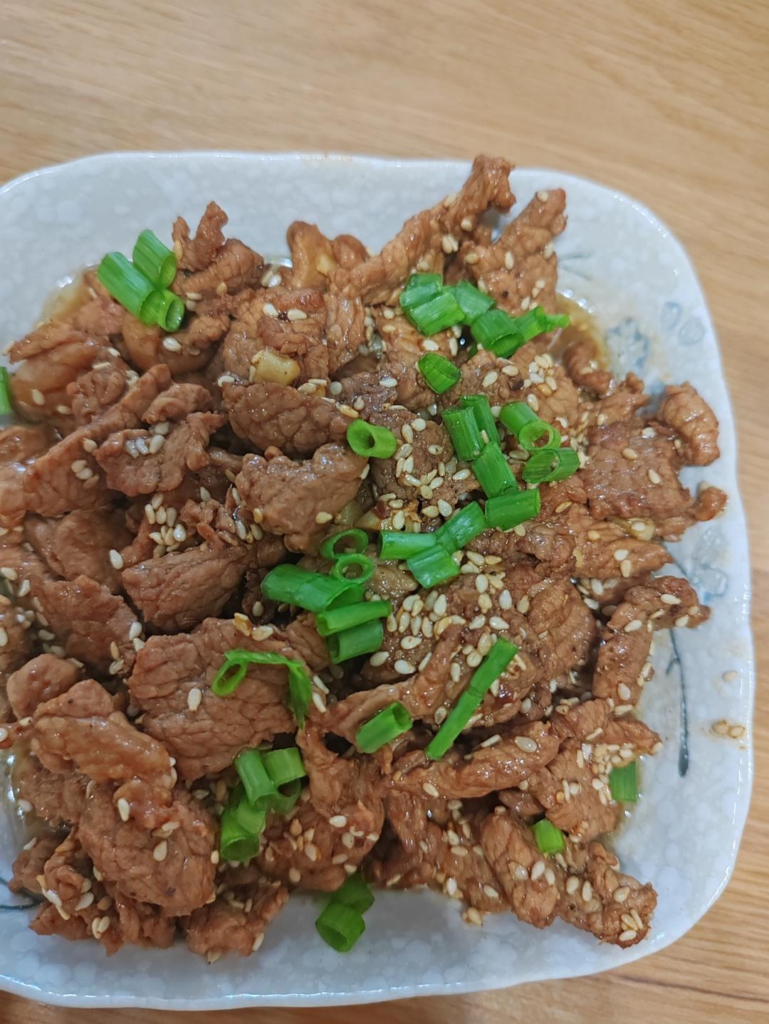又香又嫩的小炒牛肉（巨好吃，手残党也能做）