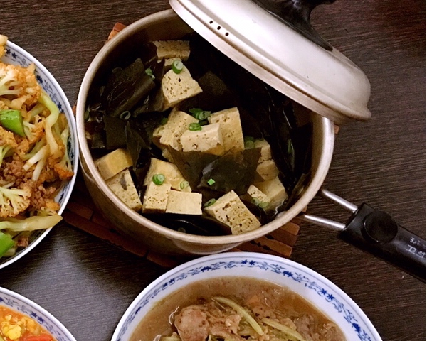 海带炖豆腐（纯素汤）的做法