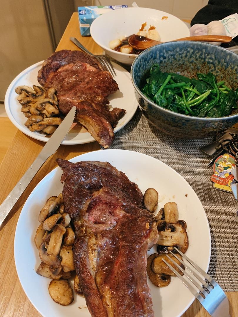 经典黄油煎牛排