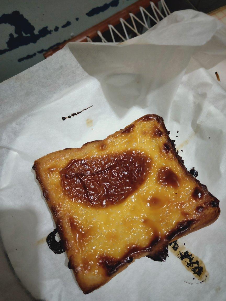 零失败快手岩烧乳酪(熔岩吐司)十分钟网红早餐，好吃哭