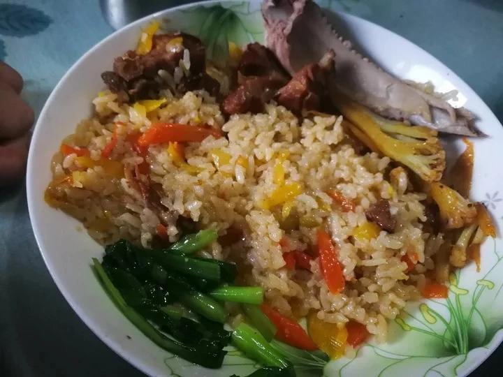 家常版羊肉手抓饭（电饭煲版 简单但是新疆朋友都说好吃那种～）