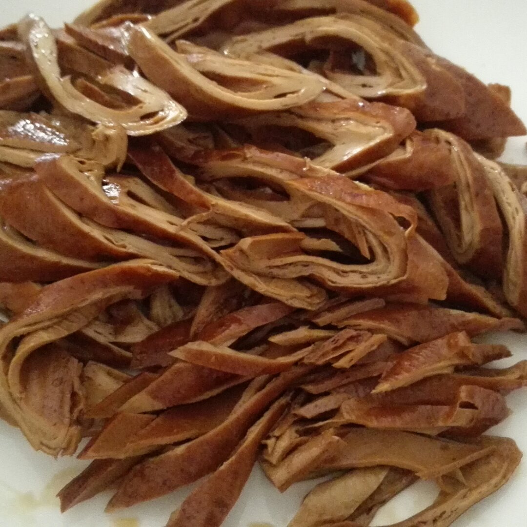 yy分享作品晚餐612016年8月2日#晚餐612016年8月2日#自家卤豆筋棍