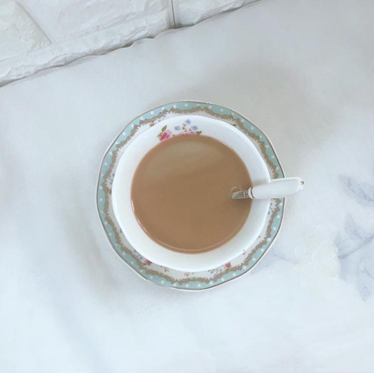 阿萨姆奶茶和柠檬茶