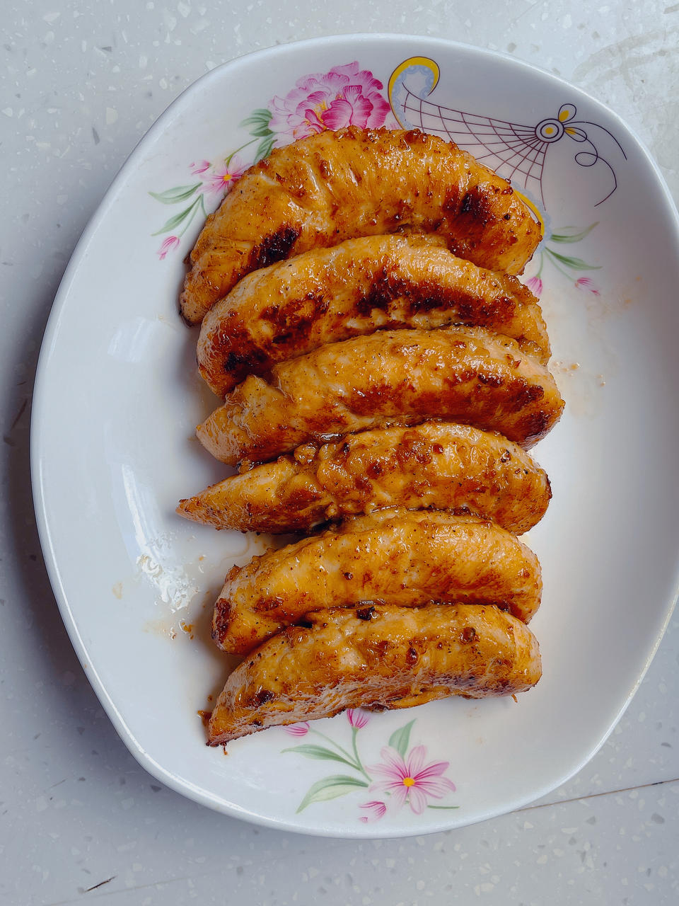 酷炫屌炸天好吃的煎鸡胸肉（香蒜蜂蜜煎鸡胸肉）