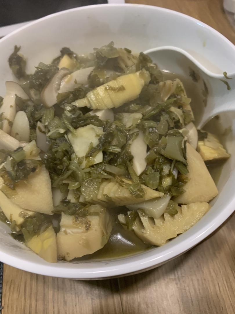 史黛拉yao做的咸菜烧毛竹笋