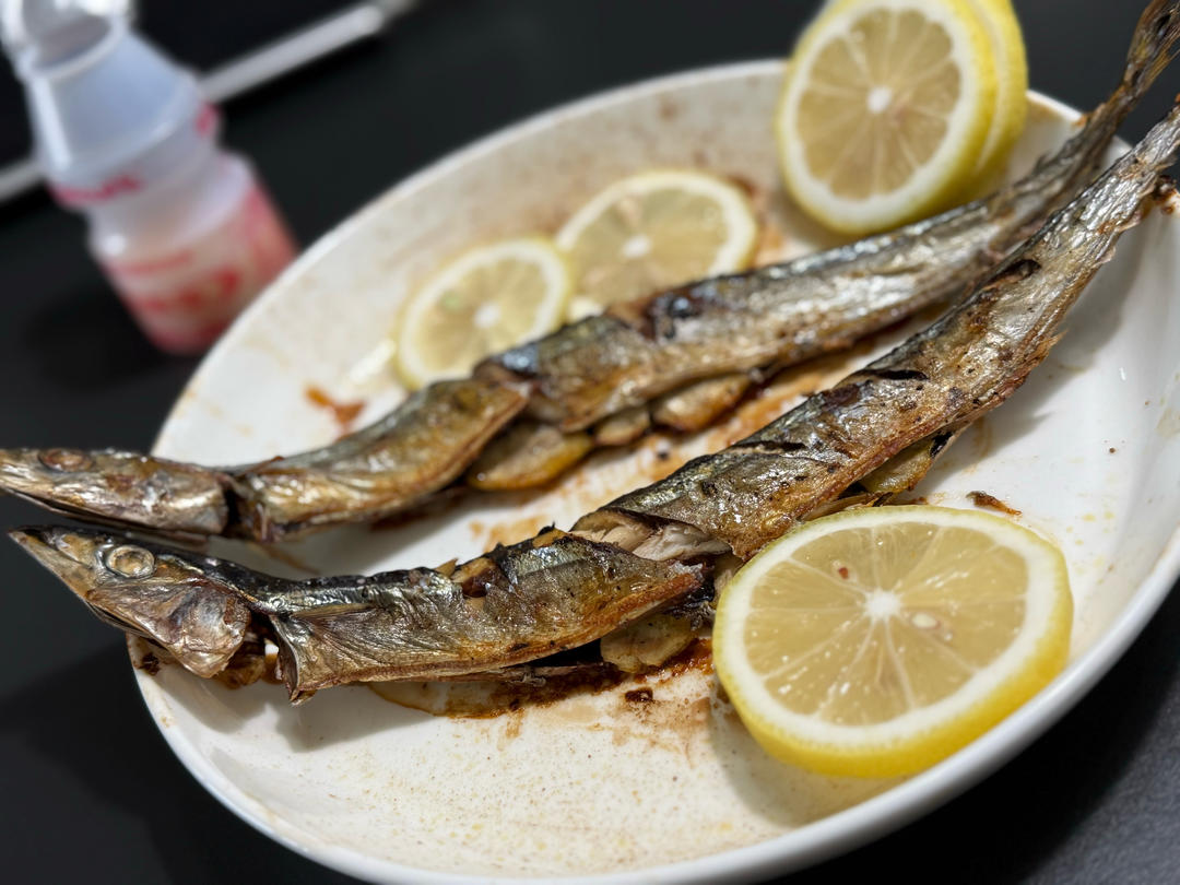 日式烤秋刀鱼（烤箱版）