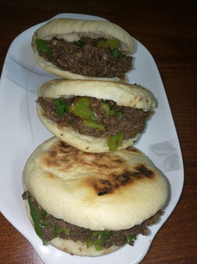 肉夹馍(白吉馍的制作)