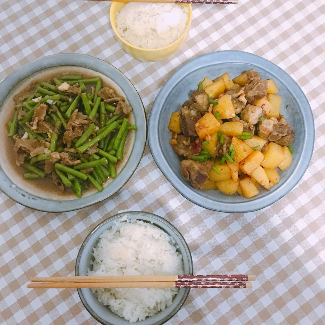 土豆烧排骨