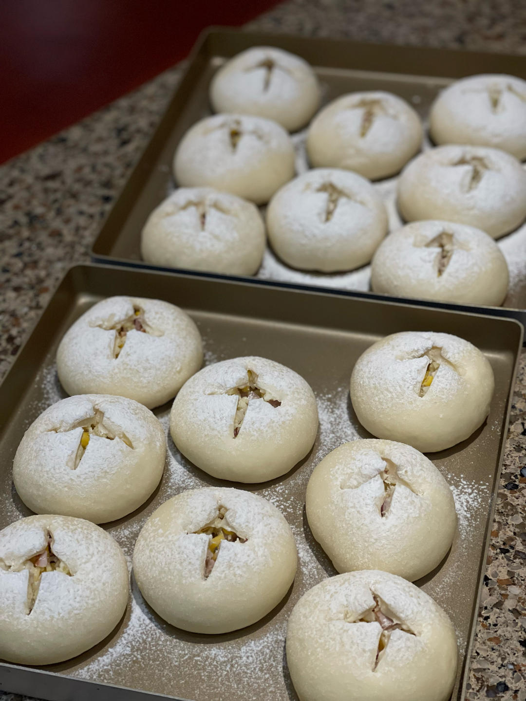 (超好吃的咸口面包）爆浆培根芝士面包