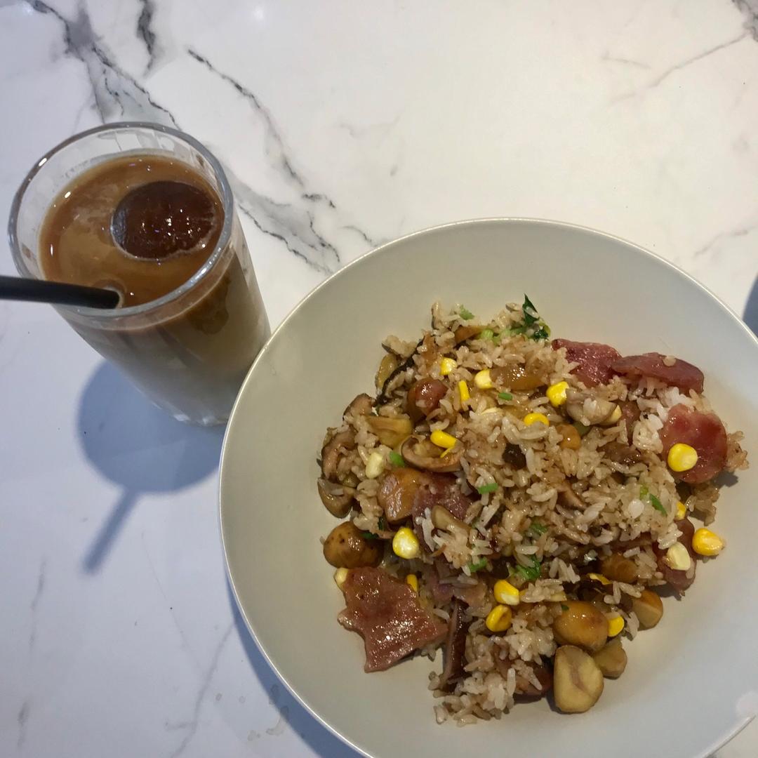 腊肠栗子饭