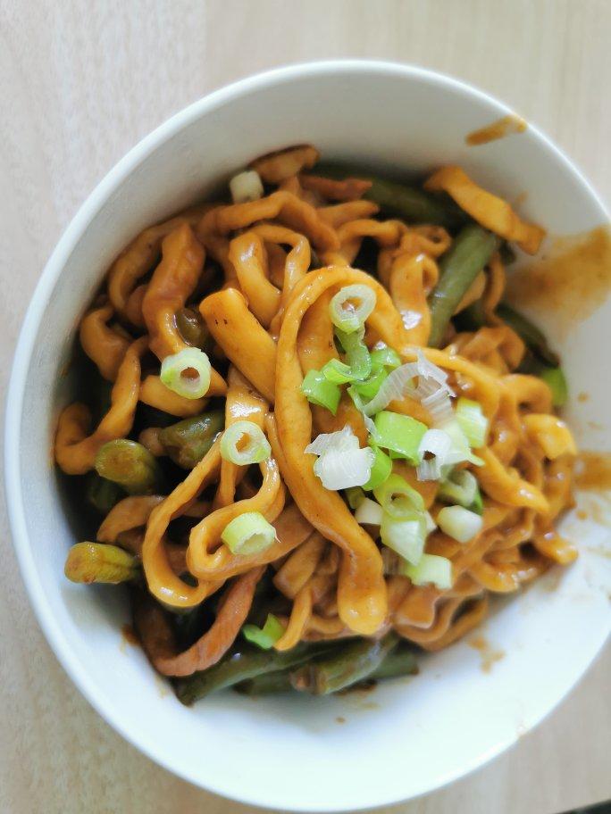 豆角焖个面