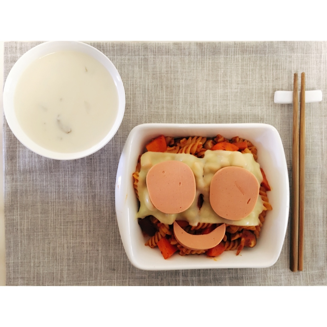 鸡茸奶油蘑菇汤