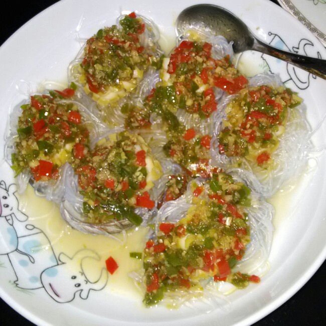 蒜蓉粉丝蒸鲍鱼