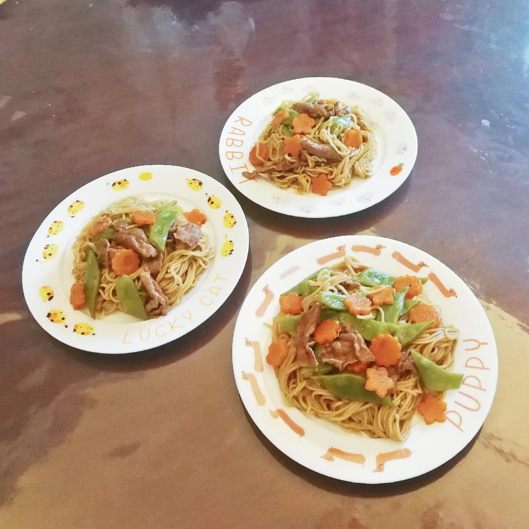 牛肉豆角焖面（胡可在第三季《爸爸去哪儿》爱心之作）